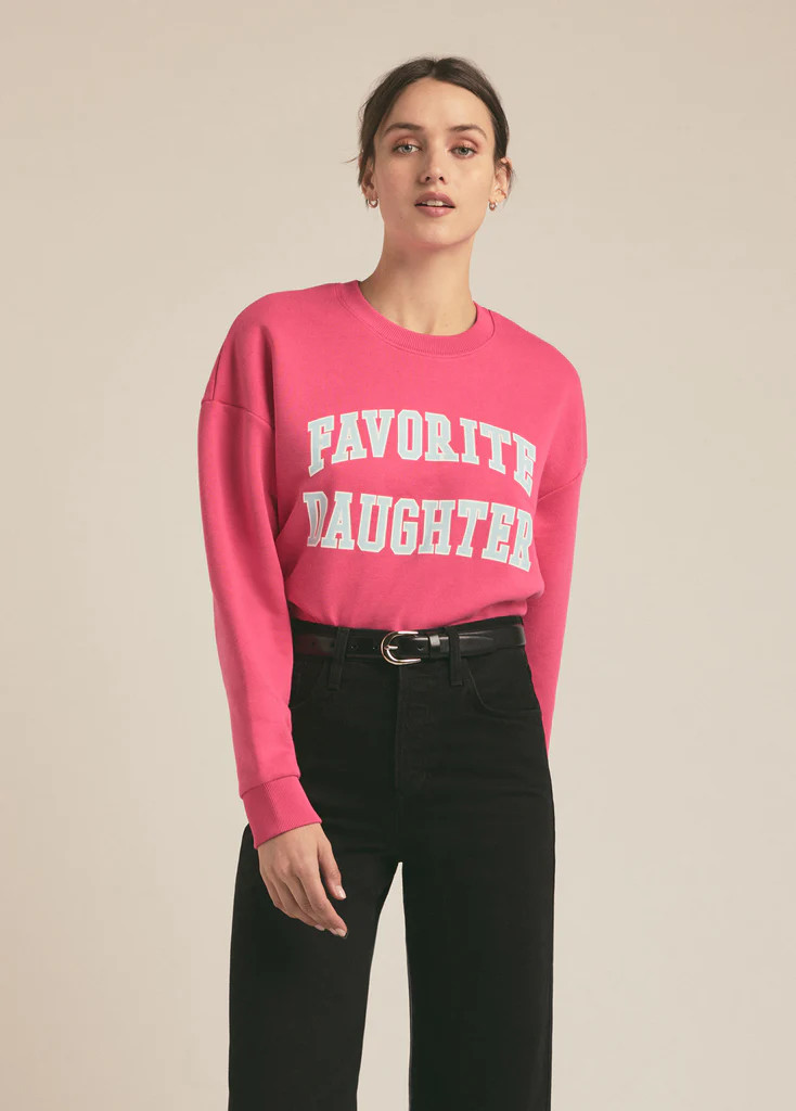 THE COLLEGIATE SWEATSHIRT | Favorite Daughter