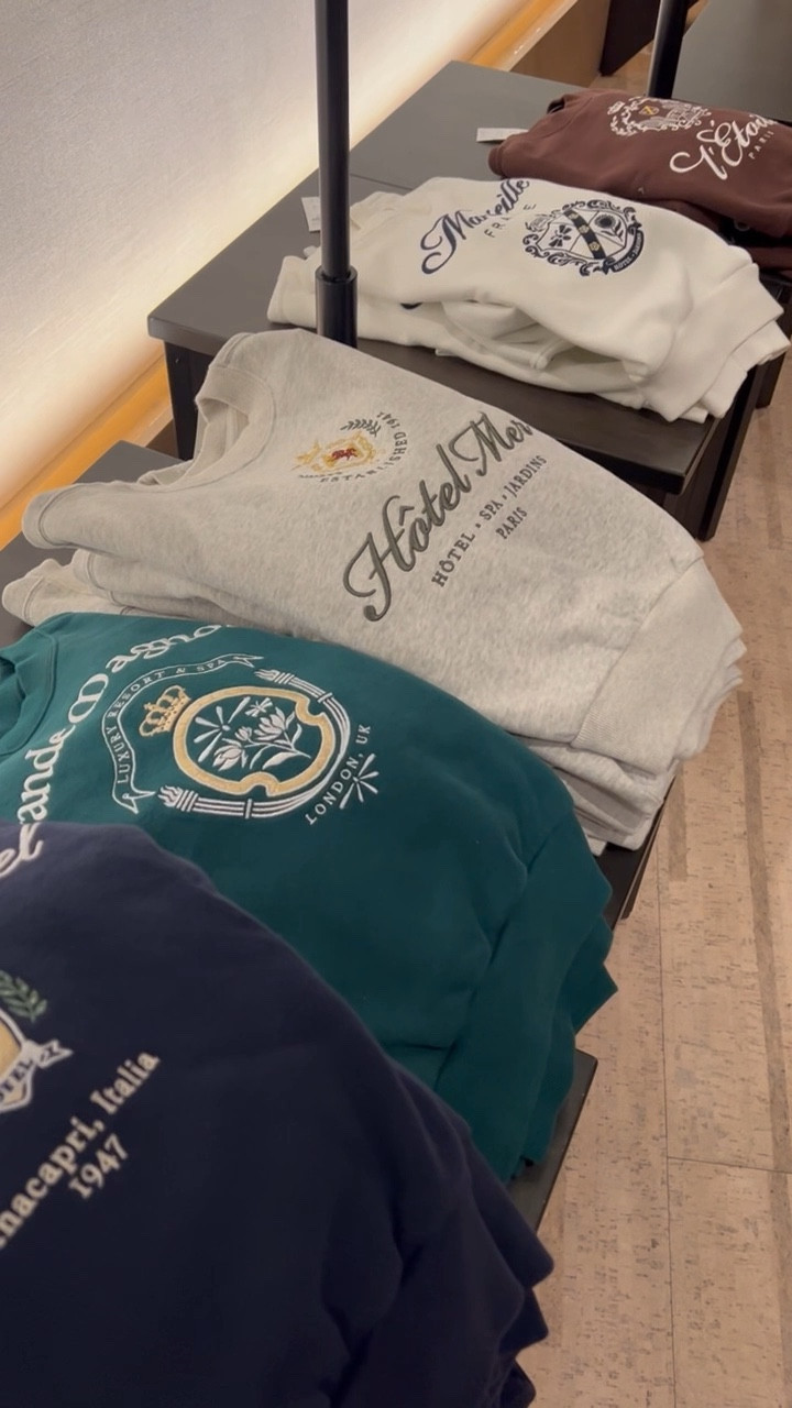 Graphic sweaters 
Fall outfits 
Pullover sweater 
Abercrombie 
Travel outfit 
Airport outfit 



#LTKSeasonal #LTKtravel #LTKunder100