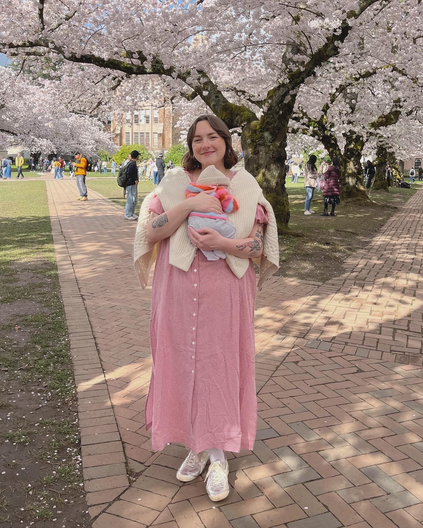 04/01/2025 ootd 🌸 wearing size L in the dress & XXXL in the cardigan 