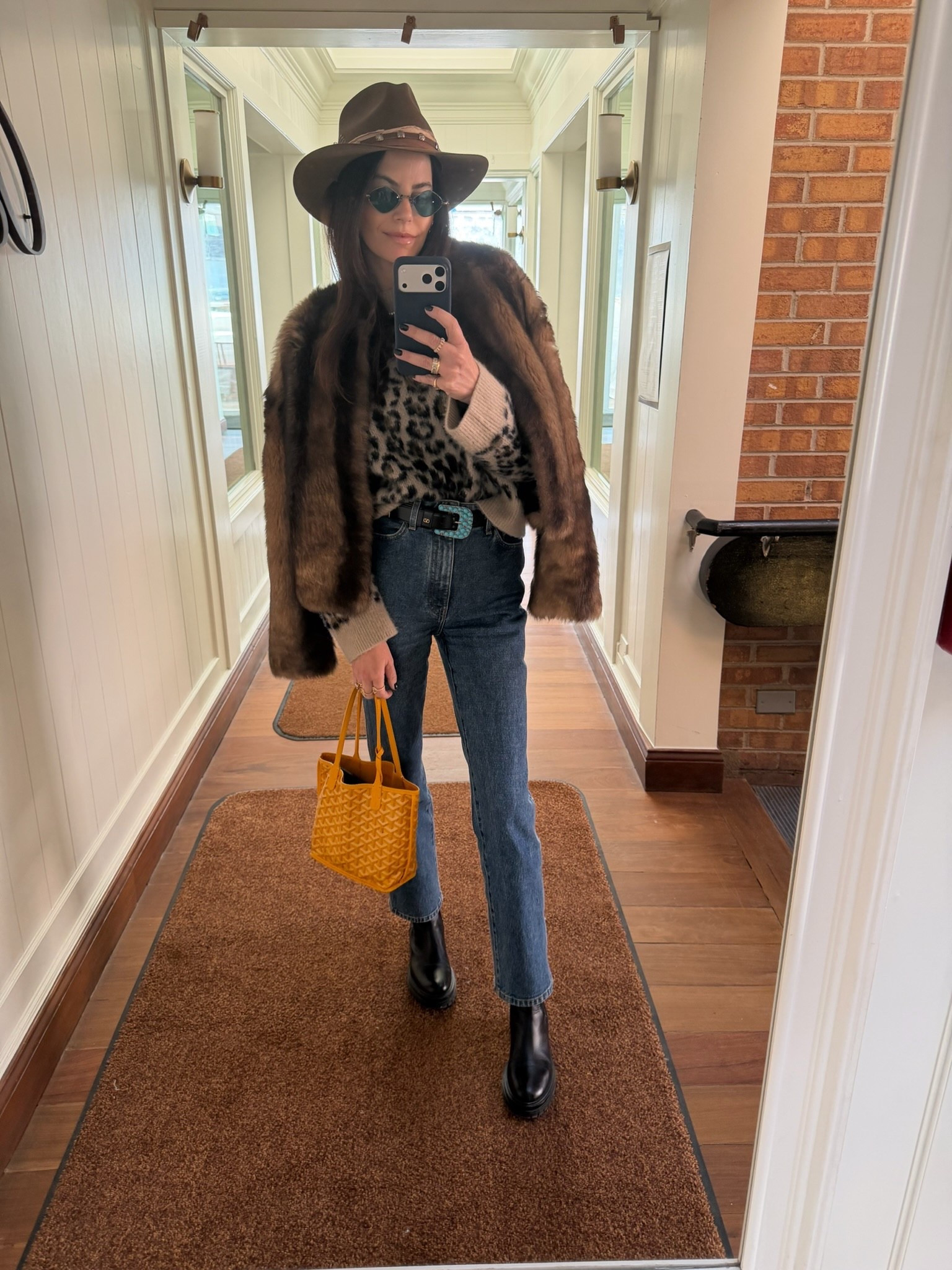 What I’m wearing in Aspen, Colorado! Linked looks for less!


Women’s fashion, winter fashion, winter style, winter outfits, winter outfit inspo, winter ootd, holiday fashion, holiday style, holiday outfits, what to wear for, Colorado, aspen, aspen outfits, Colorado outfits, snow outfits, travel outfit, airport outfit, western outfit




#LTKootd #LTKOver40 #LTKHoliday