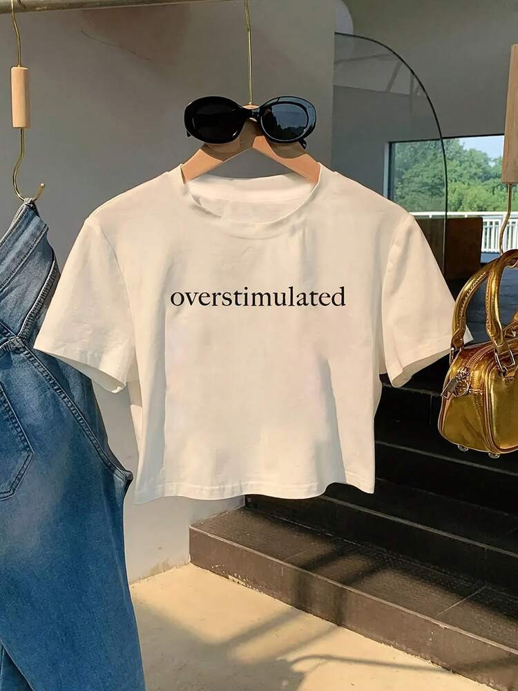 Y2K Style Women's Summer Top - Cropped T-Shirt. White Short Sleeve T-Shirt With Black Letter "Overstimulated" Printed. Daily Casual Wear, Campus Apparel, Women's Vacation Outfits | SHEIN