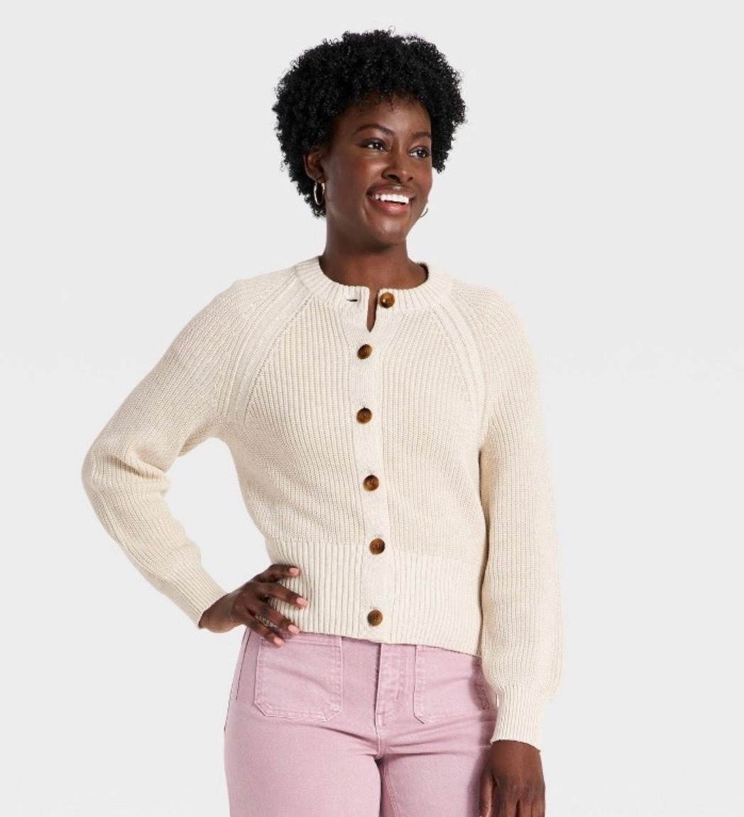 You guys this cardigan is so good! And on sale for under $25!!! I lived this cream so much I went back and got the green and brown and the striped blue and white. They are so good for fall and winter and feel so expensive Sven though they are super affordable!

#LTKOver40 #LTKSaleAlert