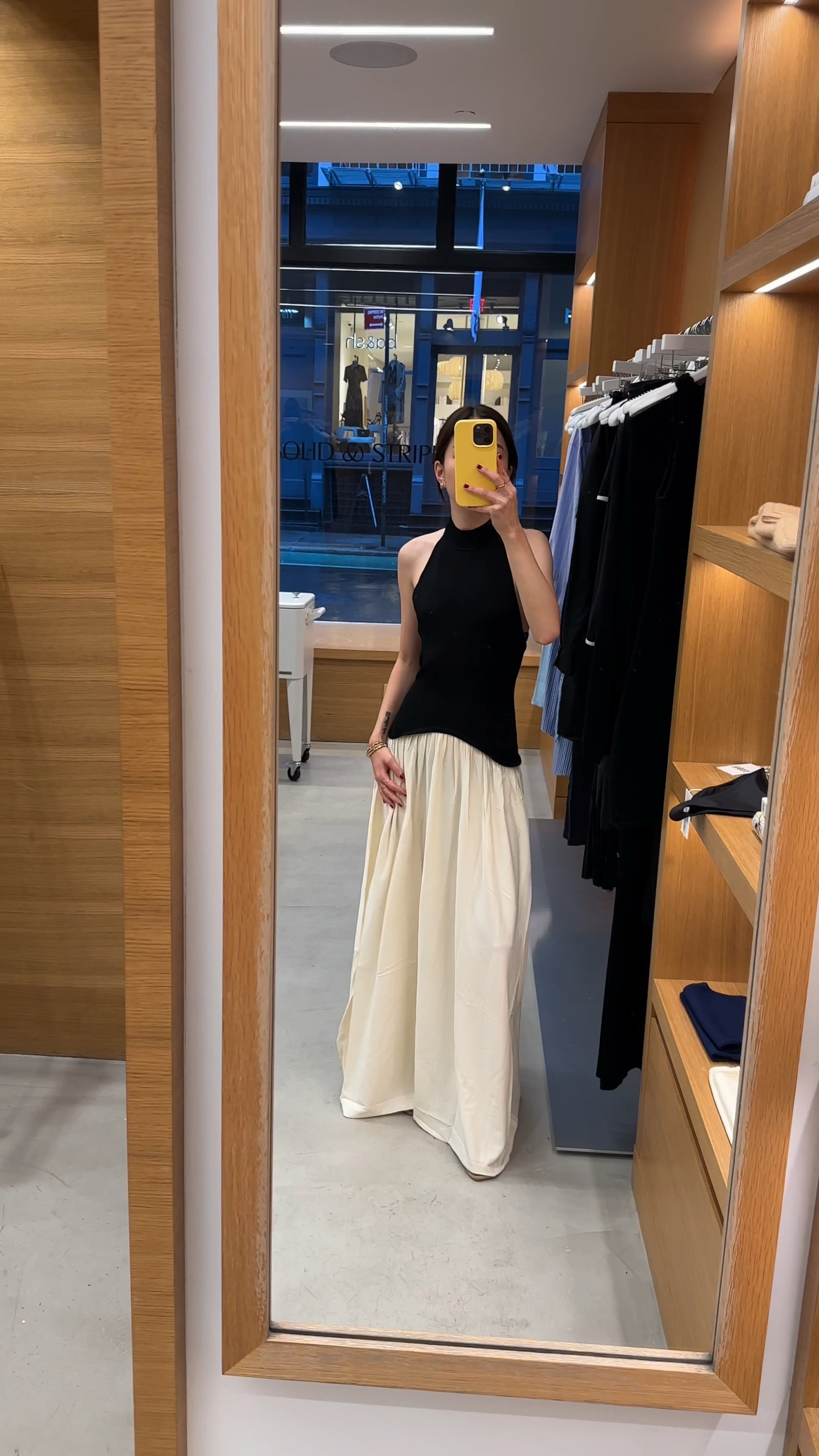 try on at solid&striped

#LTKVideo #LTKSaleAlert