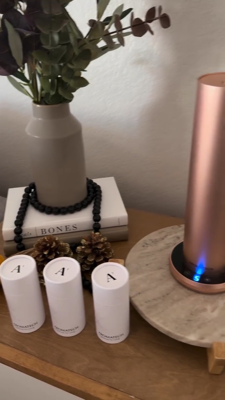 ✨ The holidays are here—which means guests, gatherings, and making sure your home smells amazing! I’ve been obsessed with my @aromatech diffuser—it can be scheduled and keeps my space smelling fresh 24/7.

My current favorite? The Resort from their new collection. Inspired by a villa in St. Barts, it’s breezy, luxurious, and layered with coconut, tropical flowers, and a hint of ocean air. 🌴

It’s like a tropical getaway—without leaving home. 🏝️

👇 Comment “AROMA” to get a direct link to shop and make your home holiday-ready!

#AromaTech #HomeFragrance #HolidayVibes #TheResort #SmartDiffuser #HomeScentGoals