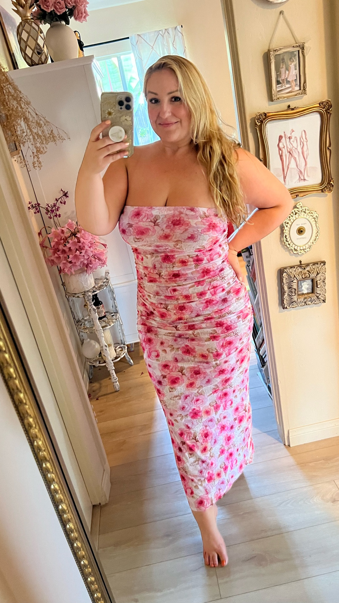 Dress is $50 ON SALE!
So flattering and comfortable 
Wearing size L 

#LTKMidsize #LTKFindsUnder50 #LTKSaleAlert