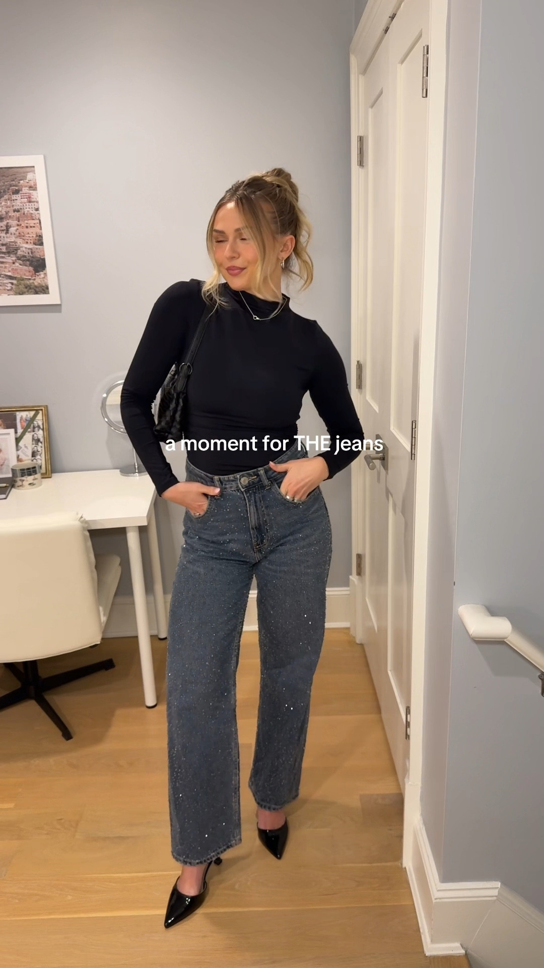 Cutest sparkly jeans from zara! They dont have them anymore so here are some i found just like these! ✨