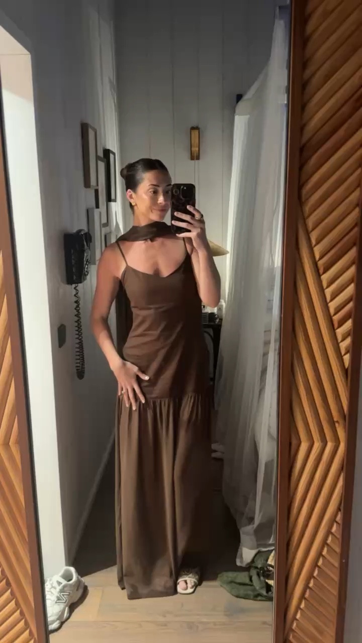 Another look at this dress - love it so much!

#LTKTravel #LTKgrwm #LTKootd