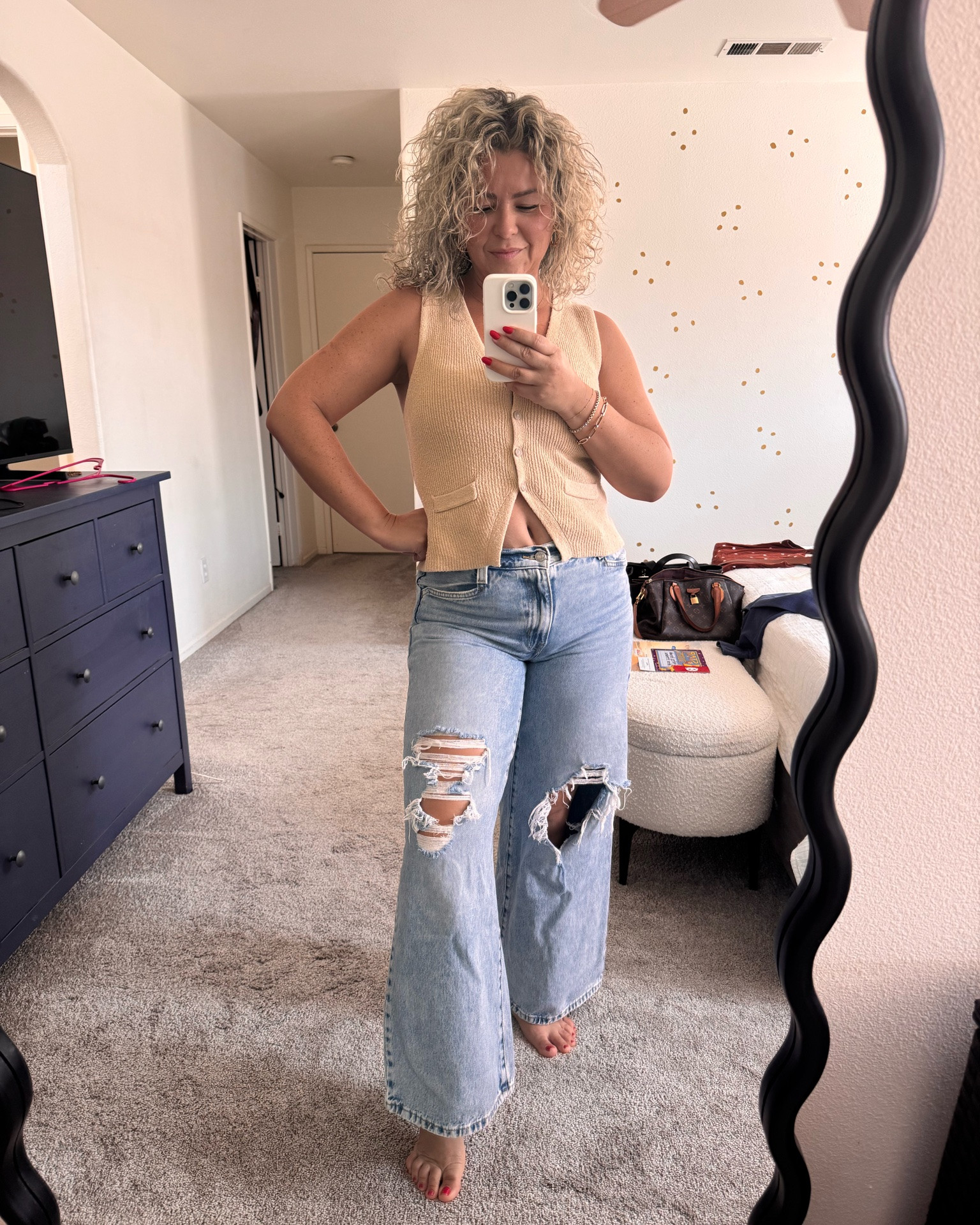 Oh hi! Here’s one of my favorite tops from universal thread, it’s from Target, duh! 🤭

#LTKMidsize #LTKootd #LTKOver40