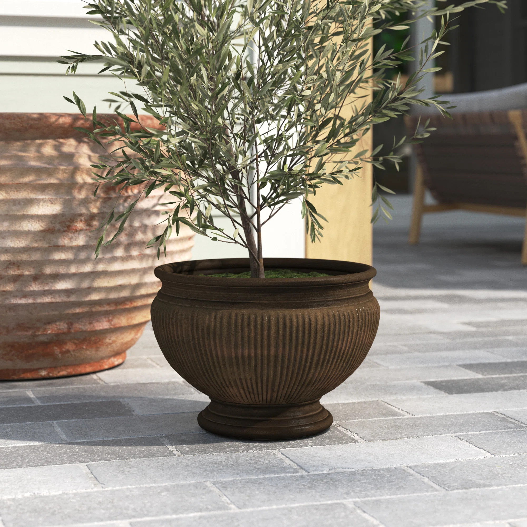 Charlton Home Cyren Resin Urn Planter & Reviews - Wayfair Canada | Wayfair North America