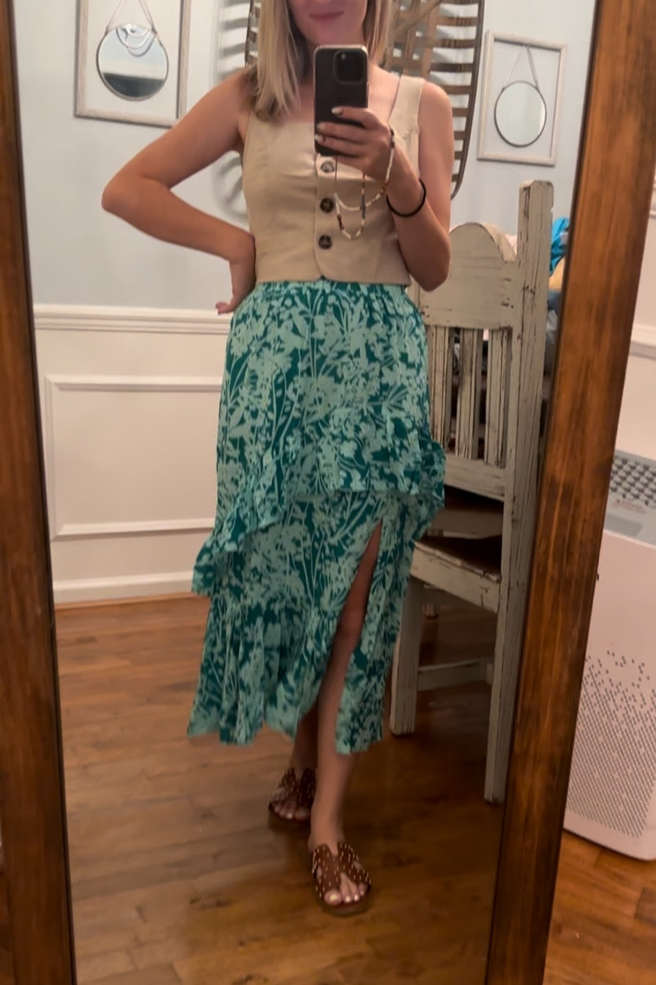 Size small
5’1
105 lbs