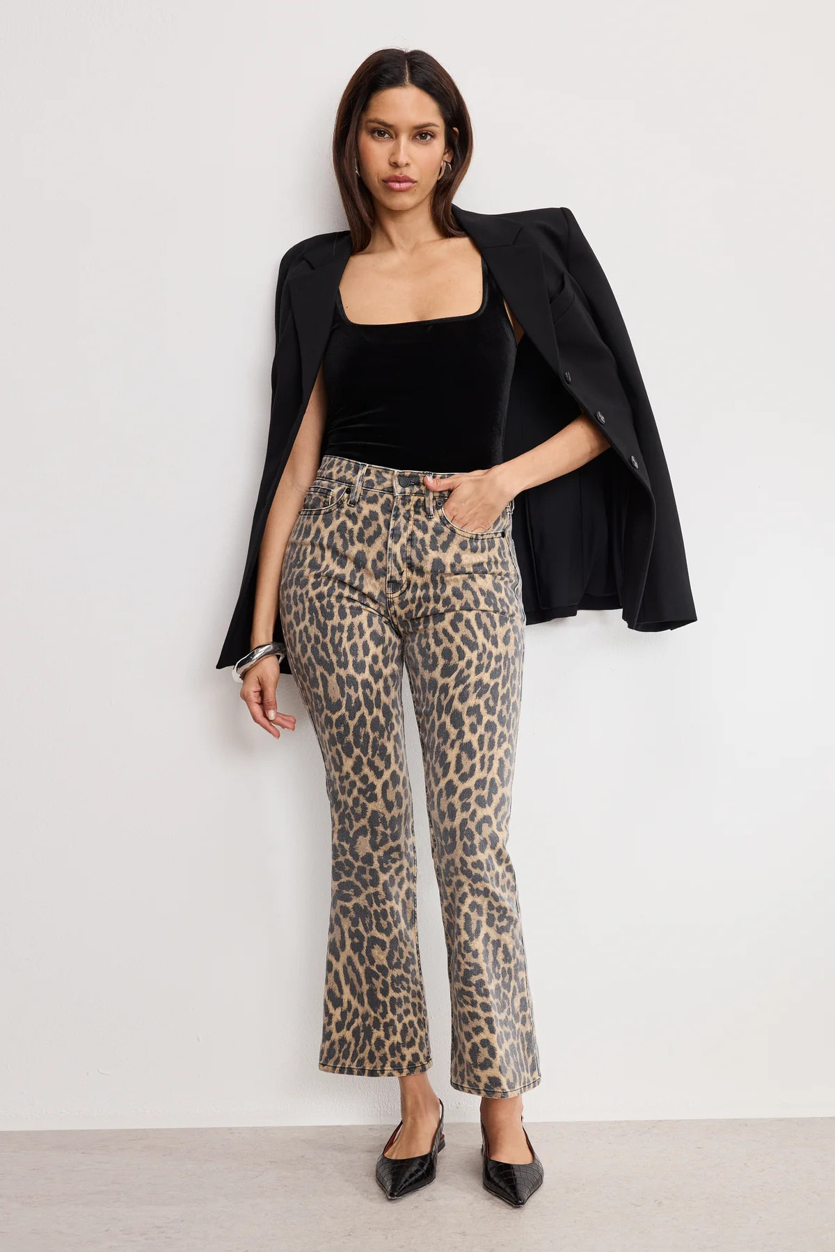 GOOD STANDARD KICK FLARE LEOPARD JEANS | LUCKY LEOPARD001 - GOOD AMERICAN | Good American