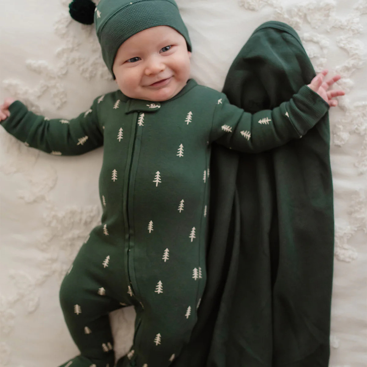 Organic Holiday 2-Way Zipper Footie & Cap Set, Pine Trees | SpearmintLOVE