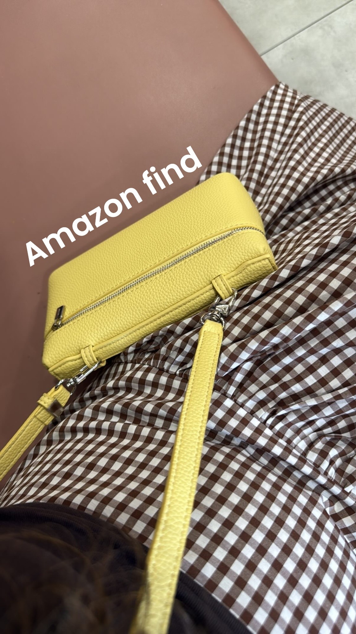 Gingham and butter yellow vibes 

#LTKFindsUnder50 #LTKStyleTip #LTKItBag