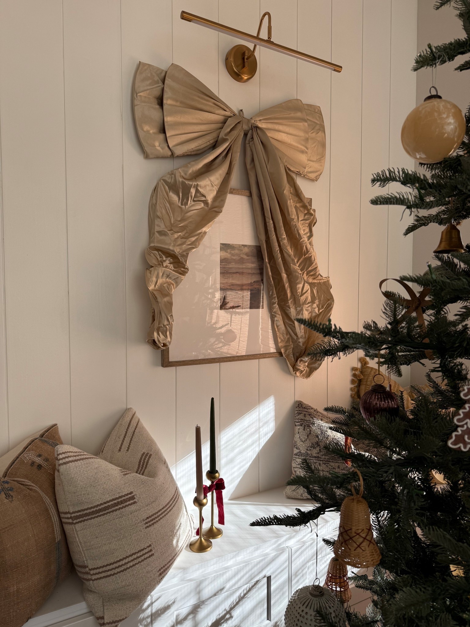 viral satin bow worth the hype! 

#LTKSeasonal #LTKHoliday #LTKHome