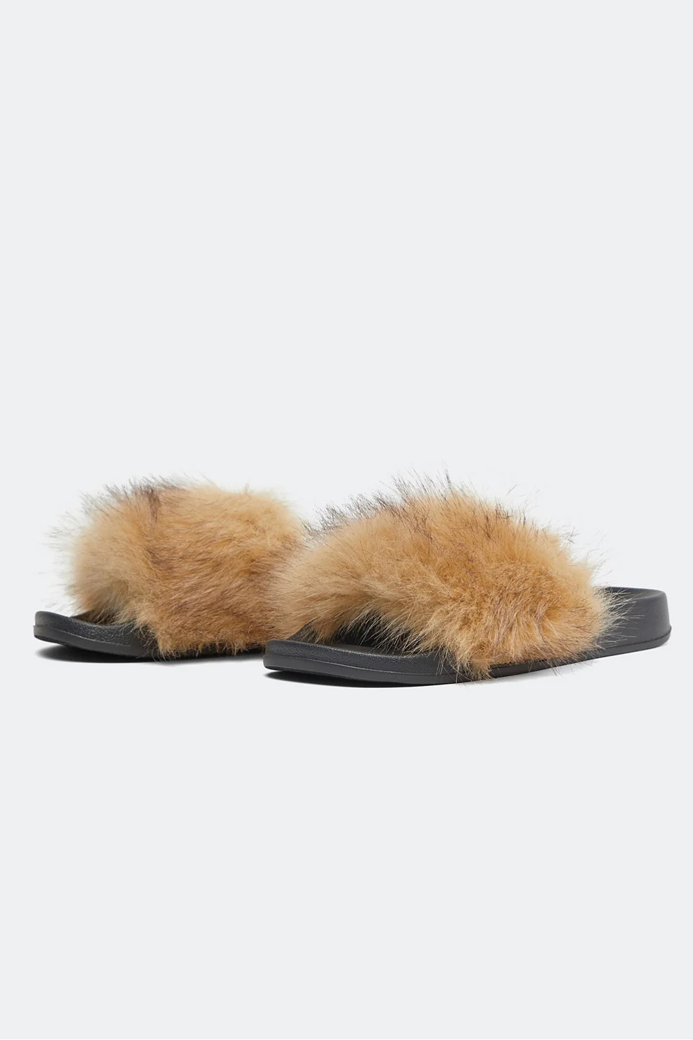 Fur Slip-On | Fabletics - North America