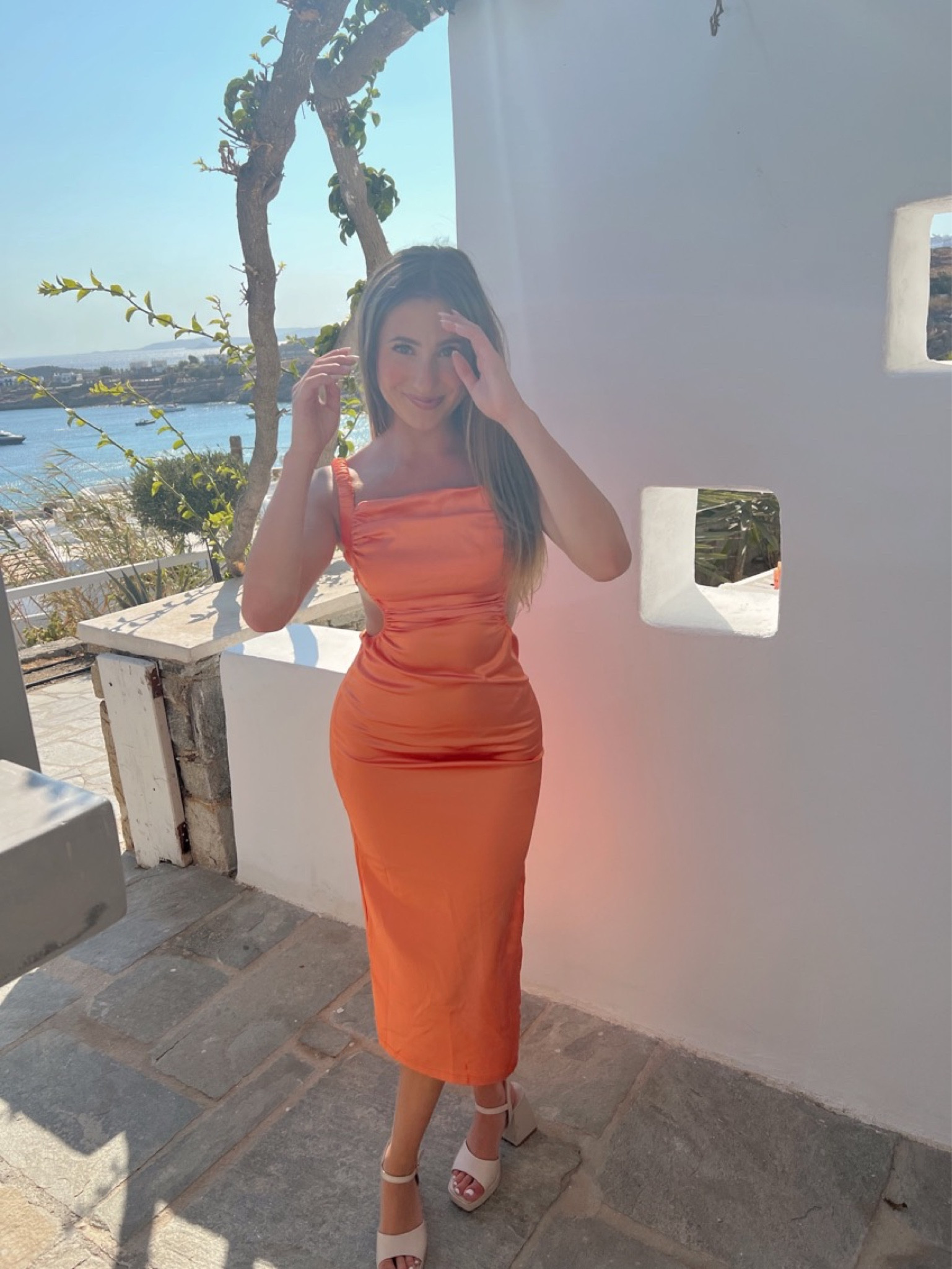 This dress was SO flattering I love it. Ordered in XS. 

#LTKtravel #LTKSeasonal #LTKunder100