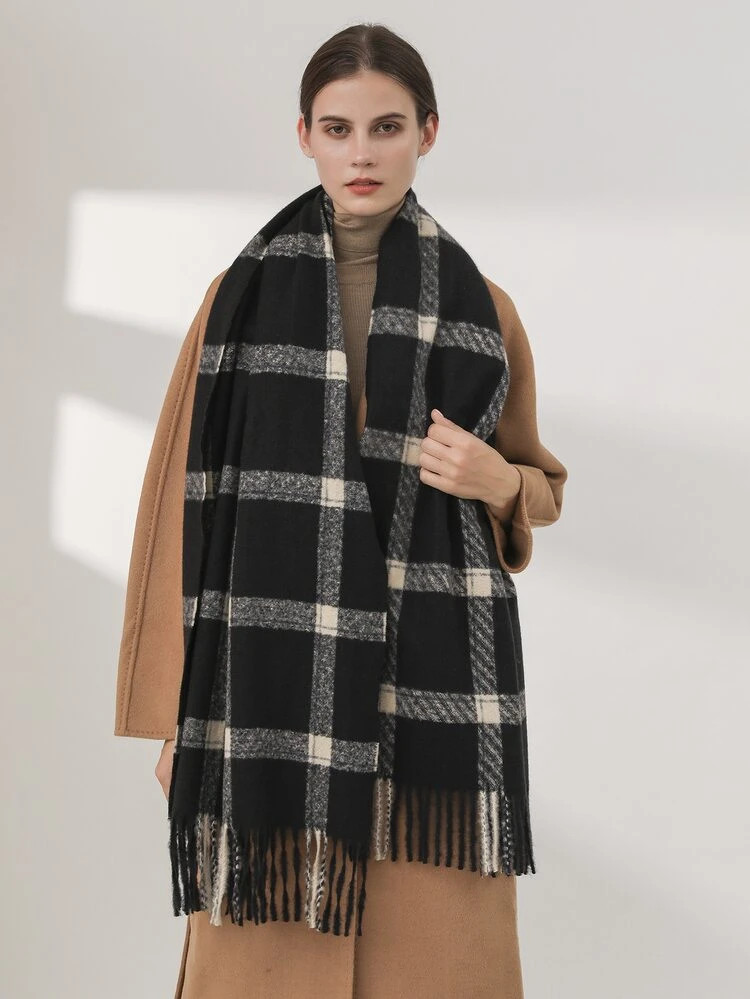 Fringe Hem Plaid Scarf | SHEIN