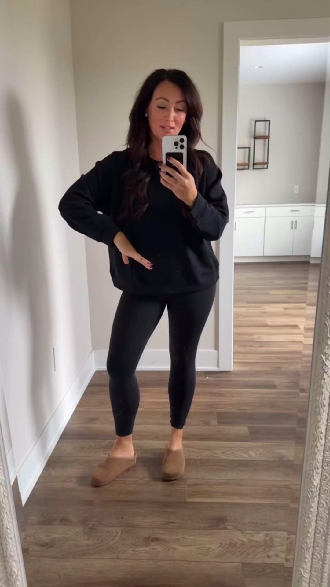 
• large sweatshirt - sized up for a looser fit 
• medium leggings- so so good
• size down in clogs 


#LTKSaleAlert #LTKSeasonal #LTKFindsUnder50