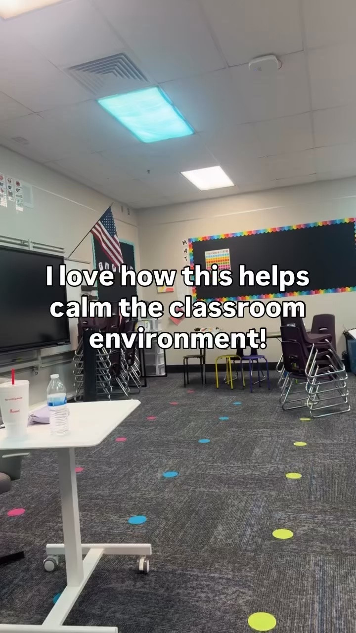 @glareshade are helping create a calmer and more zen classroom environment! I’m so excited to use them in my 3rd grade classroom this year! #glareshade #classroomdecor #classroomsetup #classroomenvironment #classroomlighting