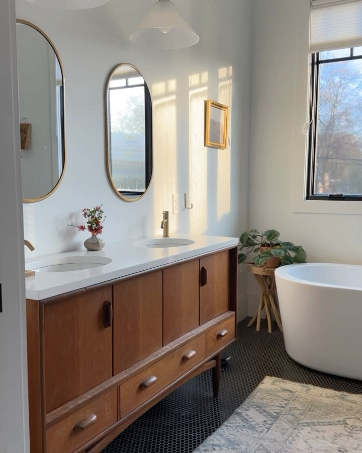 Our simple bathroom 😍

#LTKHome #LTKFindsUnder50 #LTKVideo