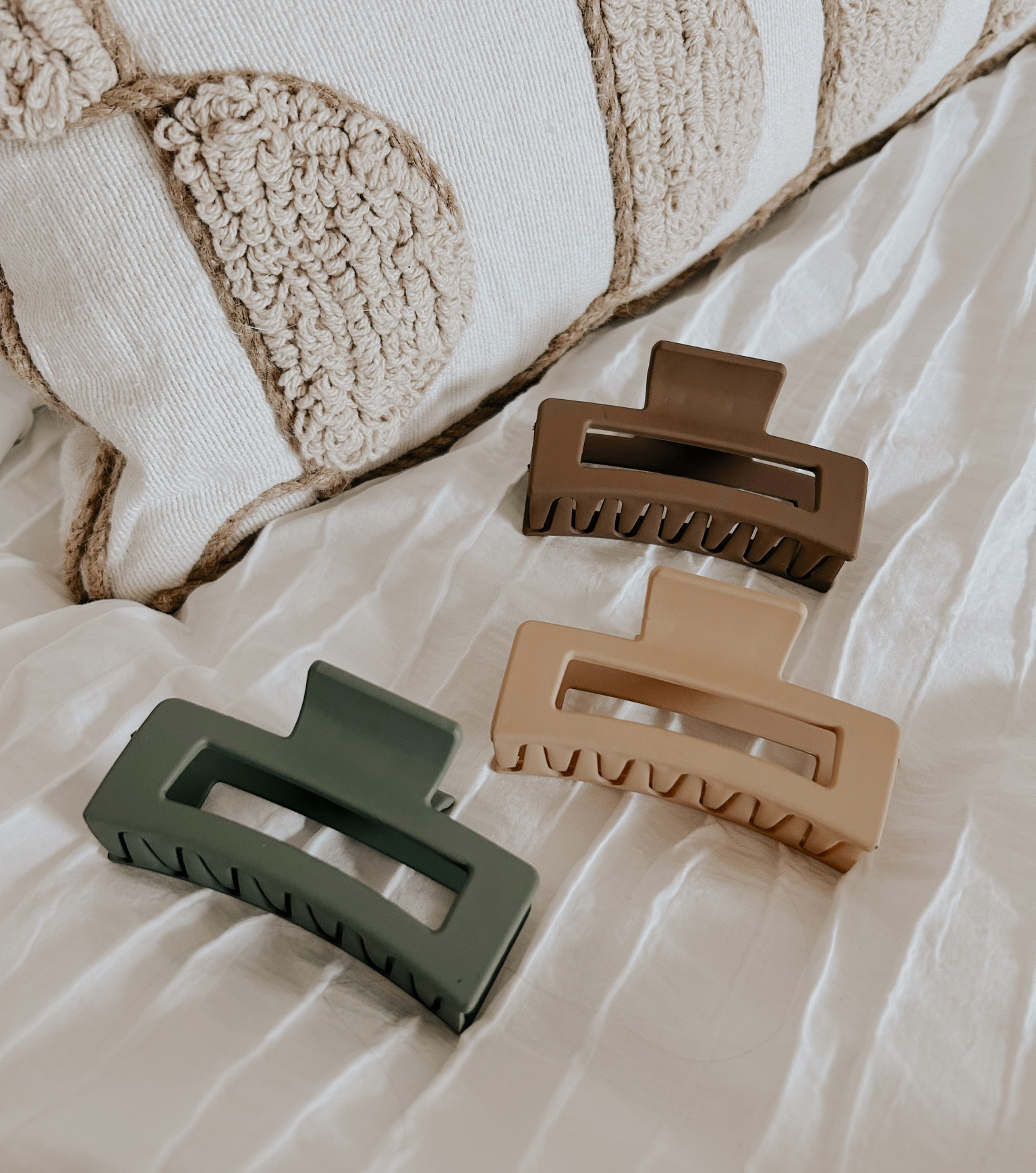 Must have rectangle claw hair clips  🤎 I love the neutrals tones!


#LTKstyletip #LTKGiftGuide #LTKFind