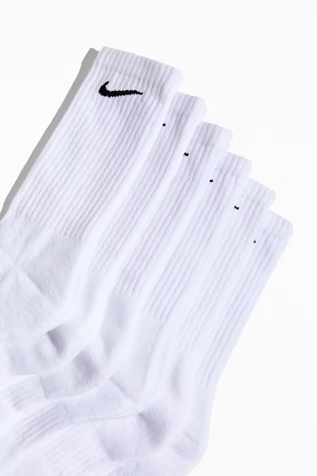 Nike Everyday Cushioned Crew Sock 6-Pack | Urban Outfitters (US and RoW)