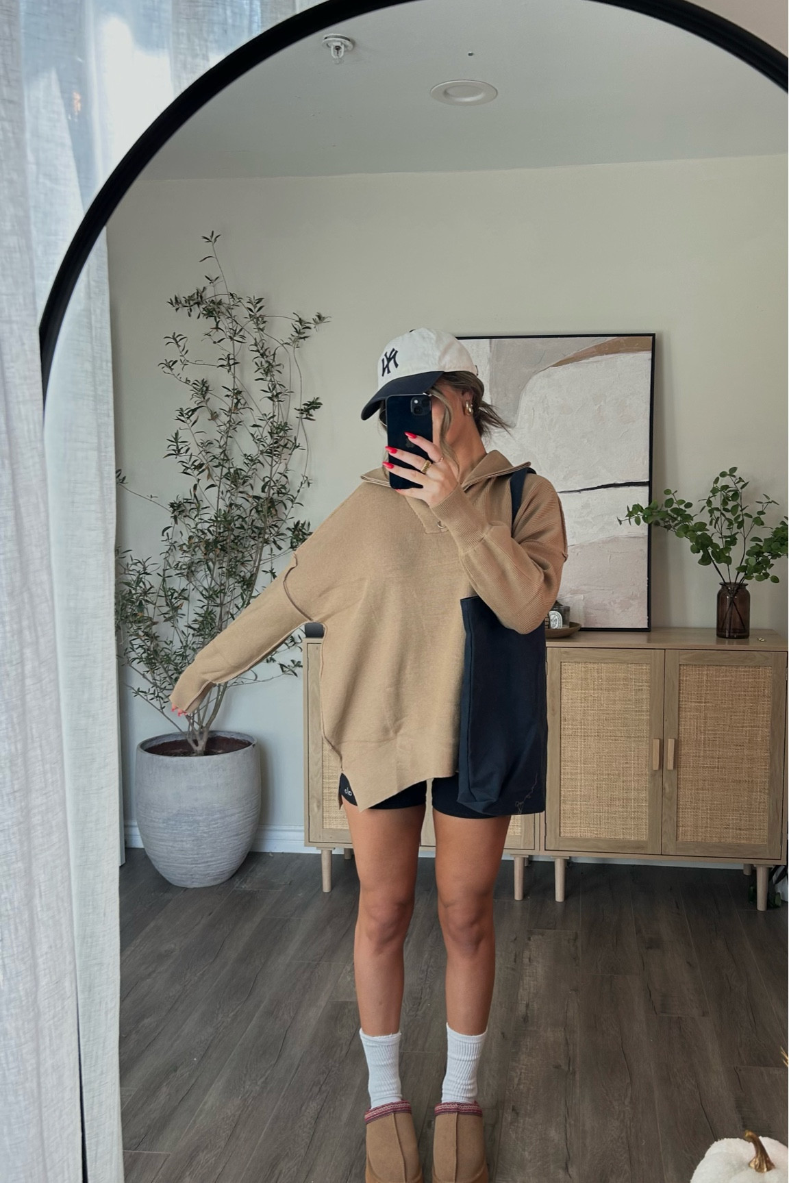 Brown half zip amazon sweatshirt 

#LTKstyletip #LTKfindsunder50 #LTKSeasonal