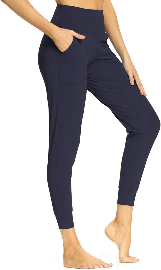 Ritiriko Women's Joggers with Pockets, High Waist Yoga Capri Pants for Running Workout Lounge | Amazon (US)