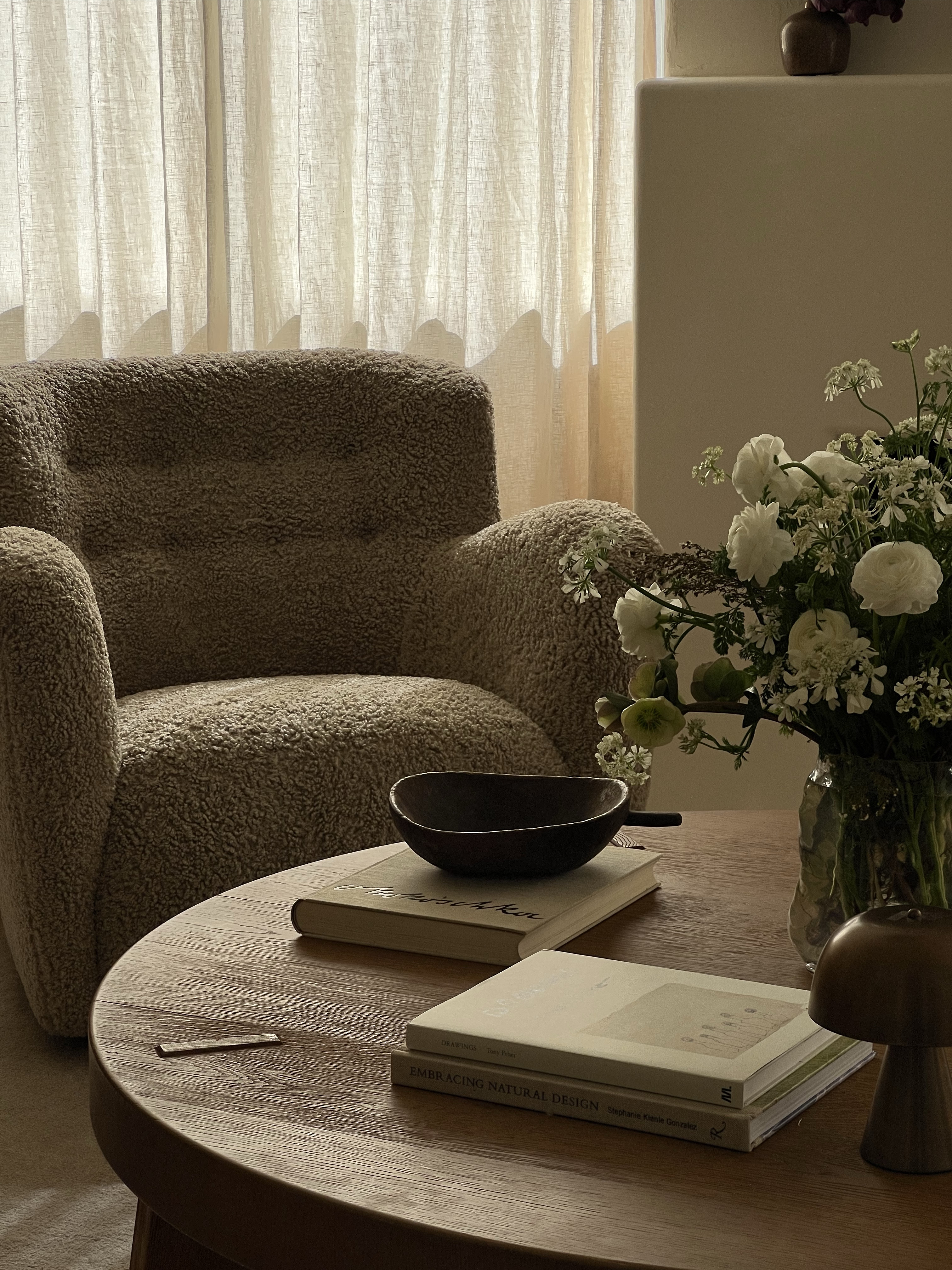 coffee table + accent chair, doesn’t look like it’s on sale but there is an open box deal 😍 #wayday