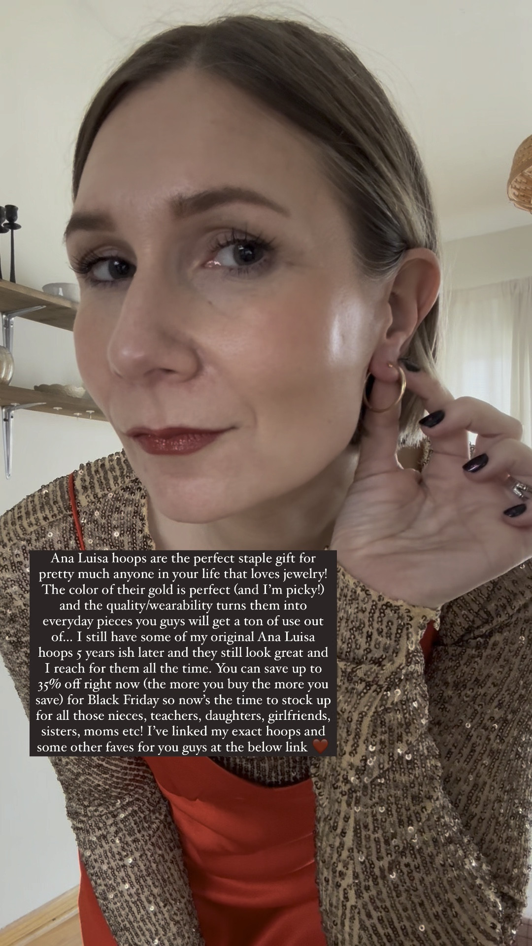 #ad The perfect Christmas present for any jewelry lovers on your list: @analuisany hoops - the color of the gold is perfect, they are wearable, high quality, and versatile. You can save up to 35% off your order right now (the more you buy the more you save!) with their Black Friday sale  #analuisa #analuisaambassador

#LTKHoliday #LTKSeasonal