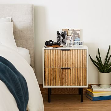 Quinn Closed 2-Drawer Nightstand (21”) | West Elm (US)