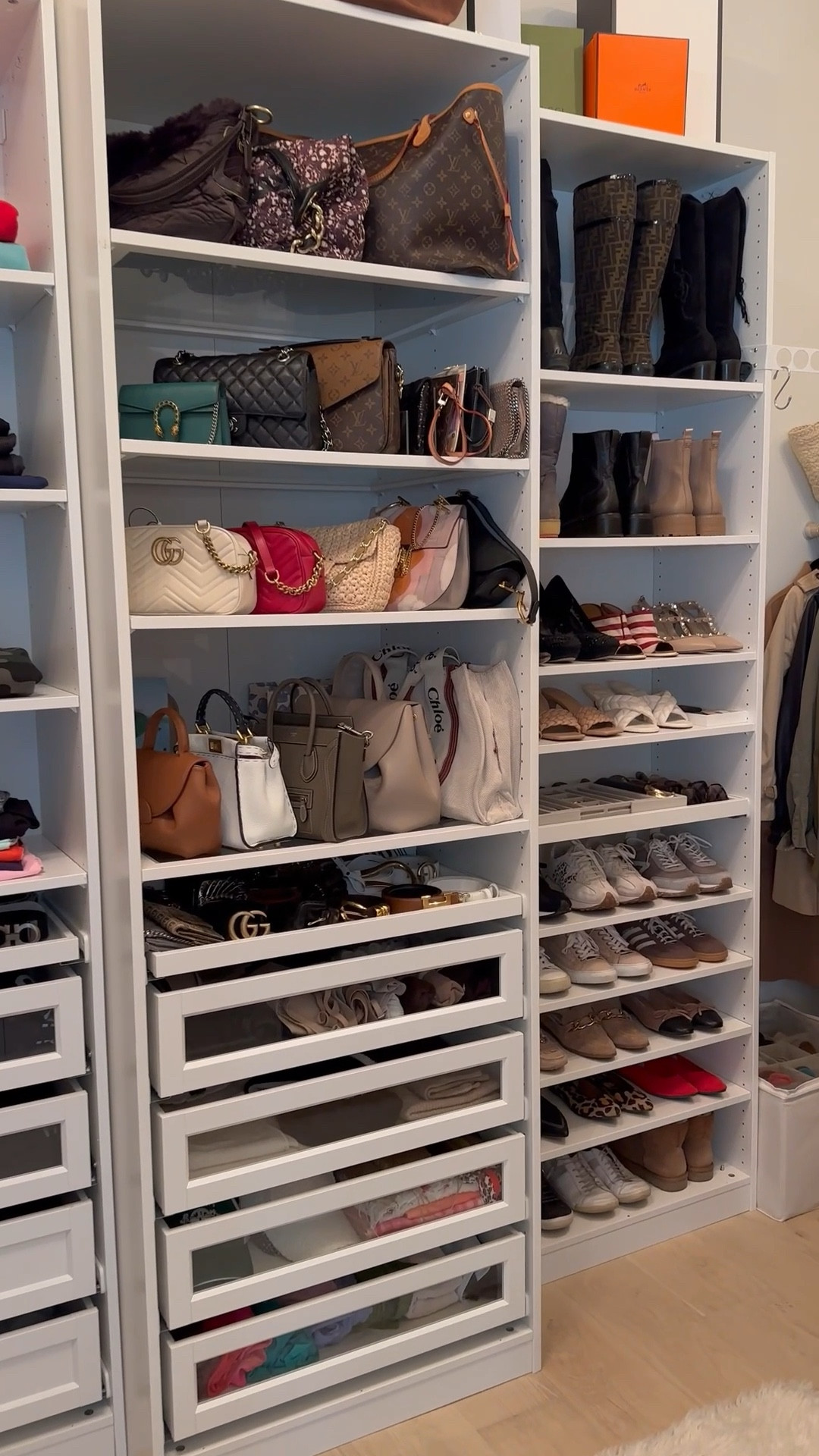 Spring organizing & closet switch over- I’m half way there…I removed the heavier coats and chunky knits, and also most black items and replaced it with lighter, brighter spring pieces! I don’t use dividers or lots of baskets because I like to see everything. Accessories stayed almost the same…sandals and summer pieces remain on standby for another couple of months 🌺 ☀️  

*closet and dresser are from IKEA, the rest is linked. 

#OCDorganizer #home #closet #wardrobeswitchover #springsummer #minimalist #organizingessentials #homedecor #organize #closetspace #springrefresh #storage #baskets 


#LTKSeasonal #LTKHome #LTKStyleTip