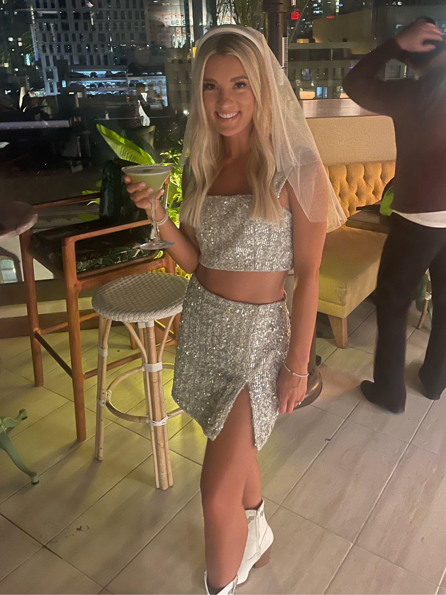 Glitz & Glam Bach Night 