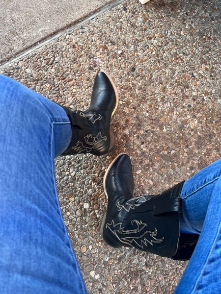 Texas State Fair

Cowboy boots
Cowgirl boots


#LTKshoecrush #LTKfindsunder50 #LTKstyletip