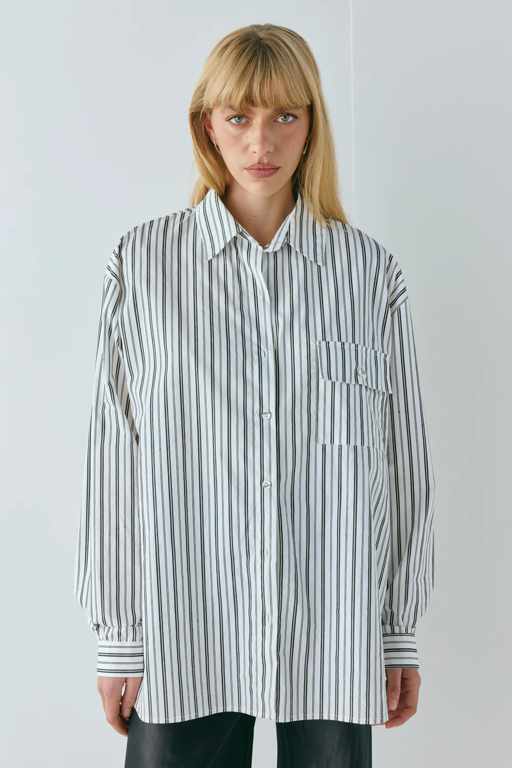 June Shirt Black Stripe | VRG Grl