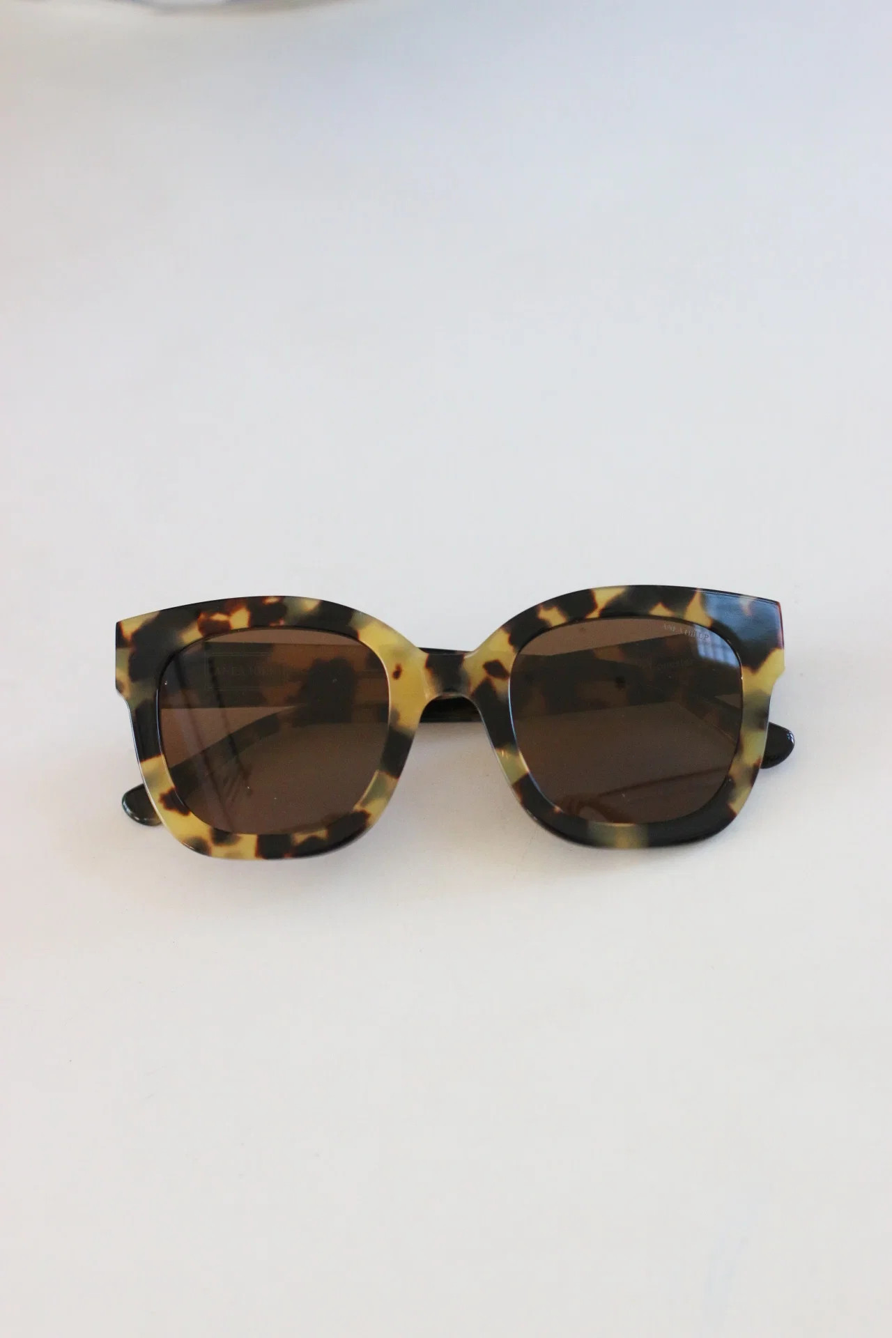 Lonestar Sunglasses: Classic Texan Style with Polarized Protection | ANEA HILL | ANEA HILL