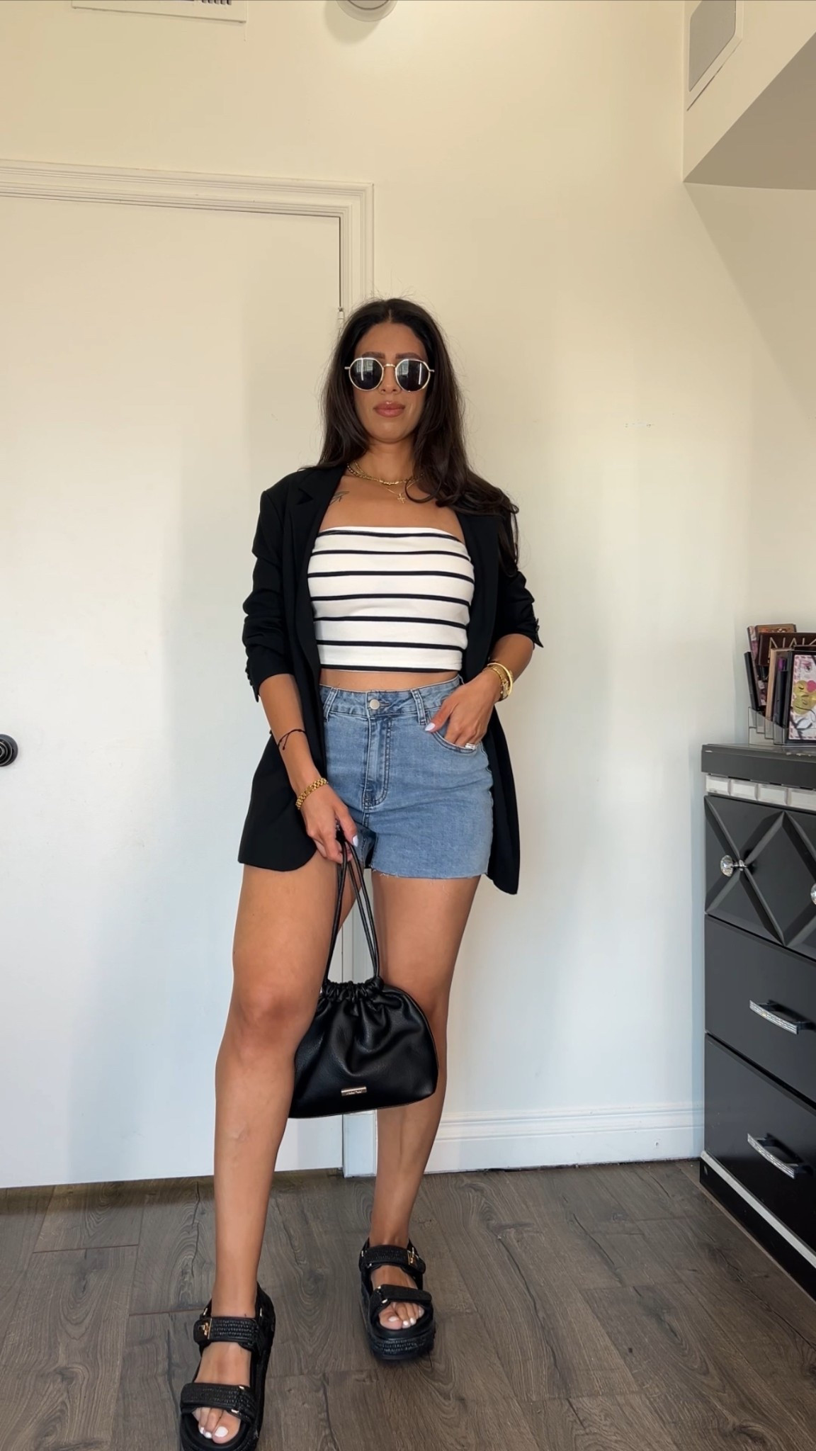 Casual spring outfit idea
Amazon denim shorts size 4

#LTKSeasonal #LTKStyleTip #LTKFindsUnder50