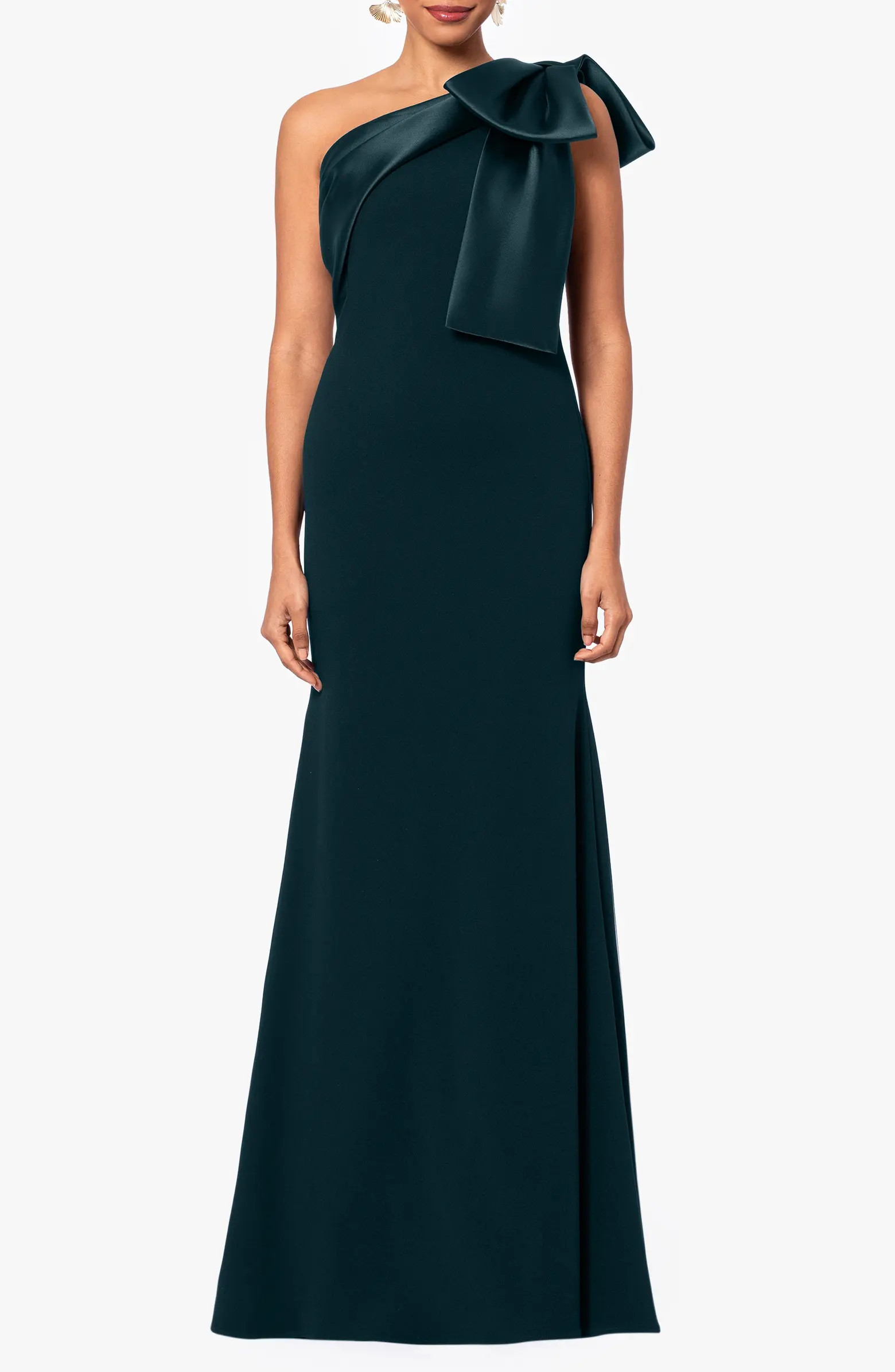Bow One-Shoulder Crepe Mermaid Gown | Nordstrom