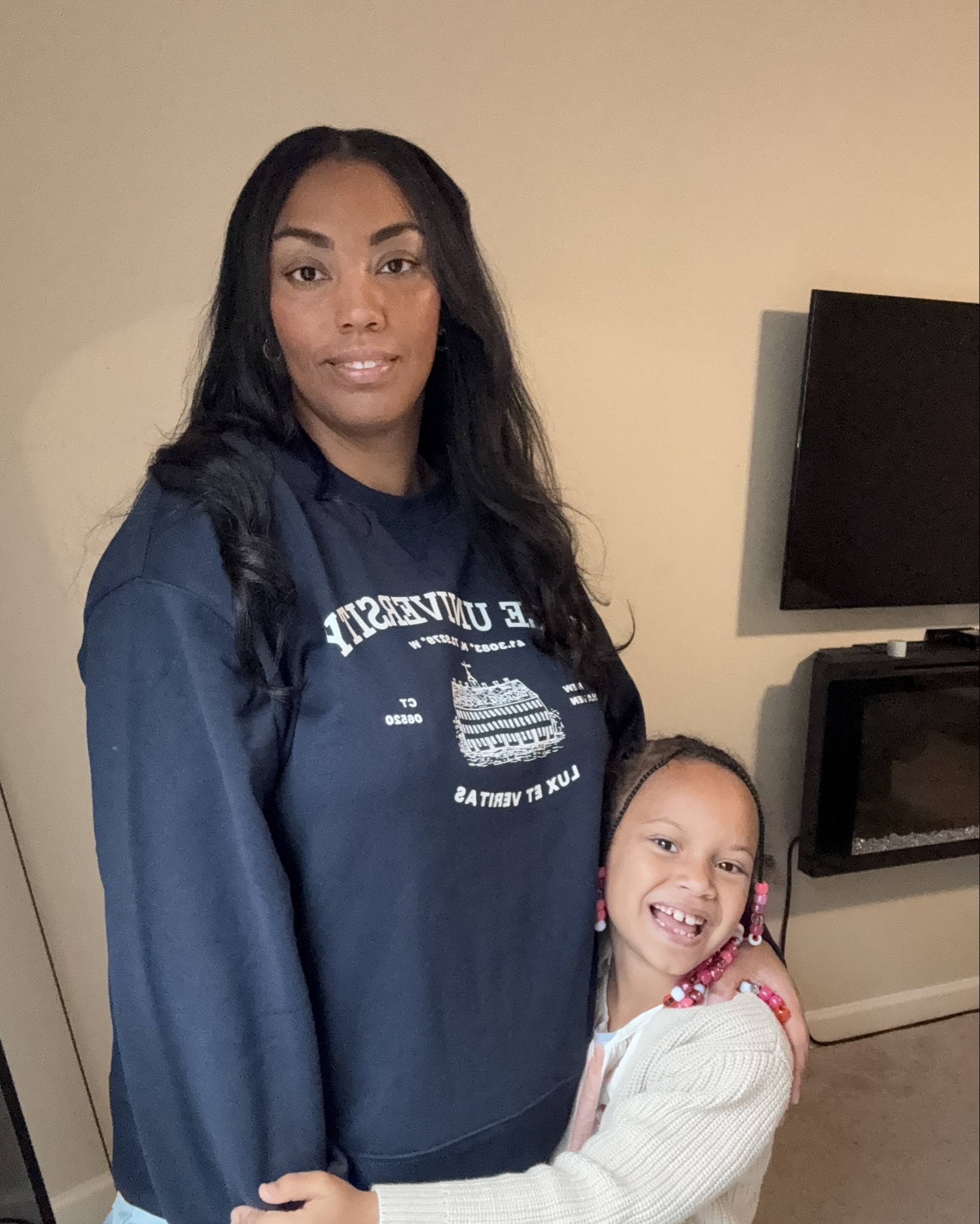 Laid-back Ivy vibes 💙 Sunday style in one of my favorite Yale sweatshirt—so soft and cozy!

#LTKOver40 #LTKGiftGuide #LTKSeasonal