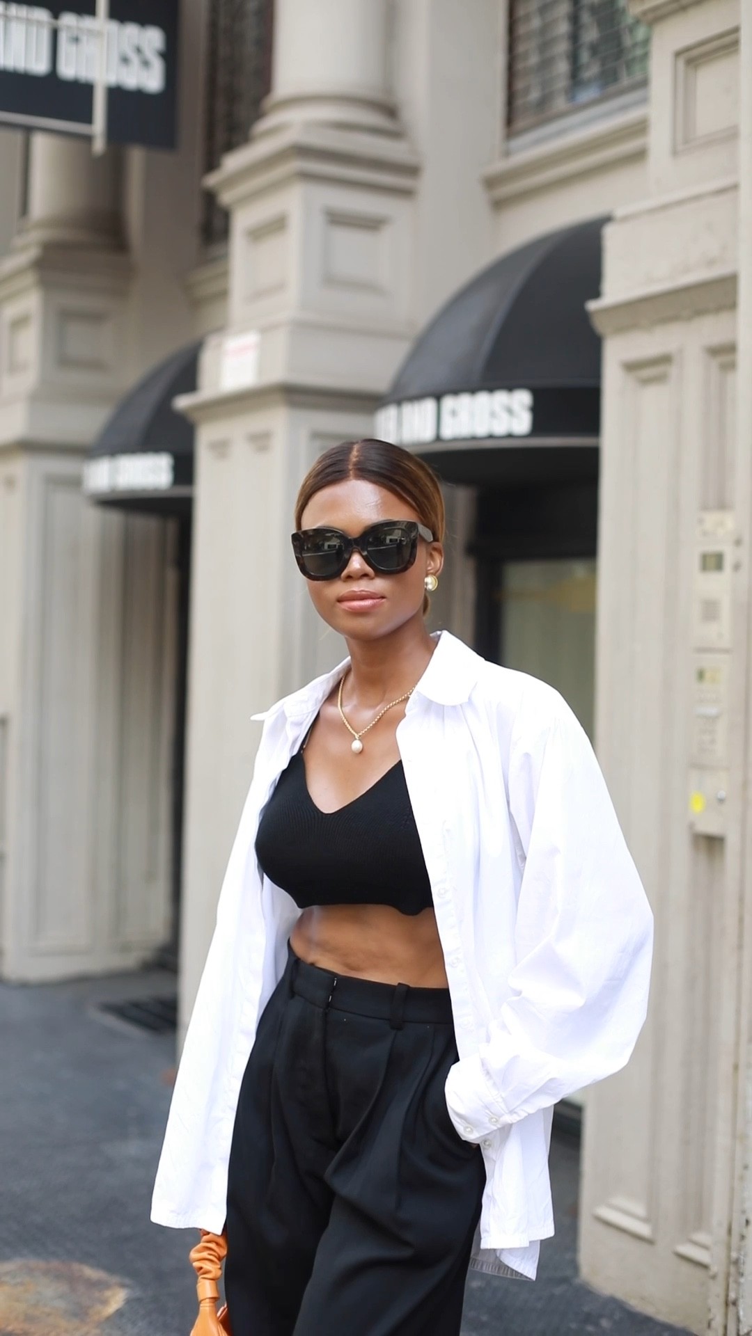 These outfits are guaranteed to look chic 

New on the blog : https://www.dadouchic.com/2022/08/these-outfits-are-guaranteed-to-look.html?m=1



#LTKstyletip #LTKworkwear