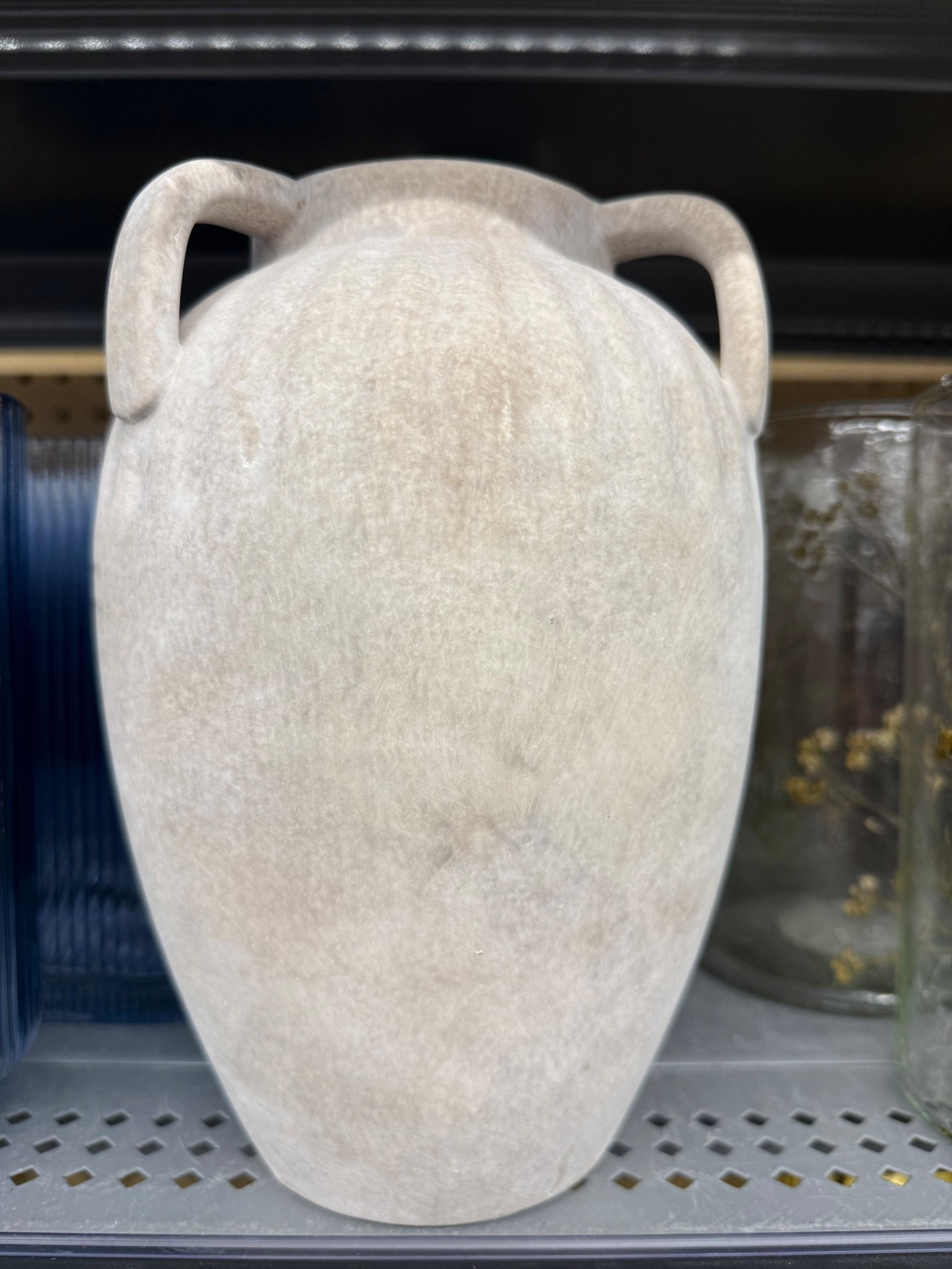 🤍 Here’s the most popular new luxury-look vase at Walmart right now — already in 200+ carts! Don’t wait if you’ve been eyeing it. ✨

Linked it for you to shop while it’s still in stock!

#WalmartHome #ViralHomeFinds #BudgetHomeStyle #AffordableDecor


#LTKHome #LTKFindsUnder50 #LTKSaleAlert
