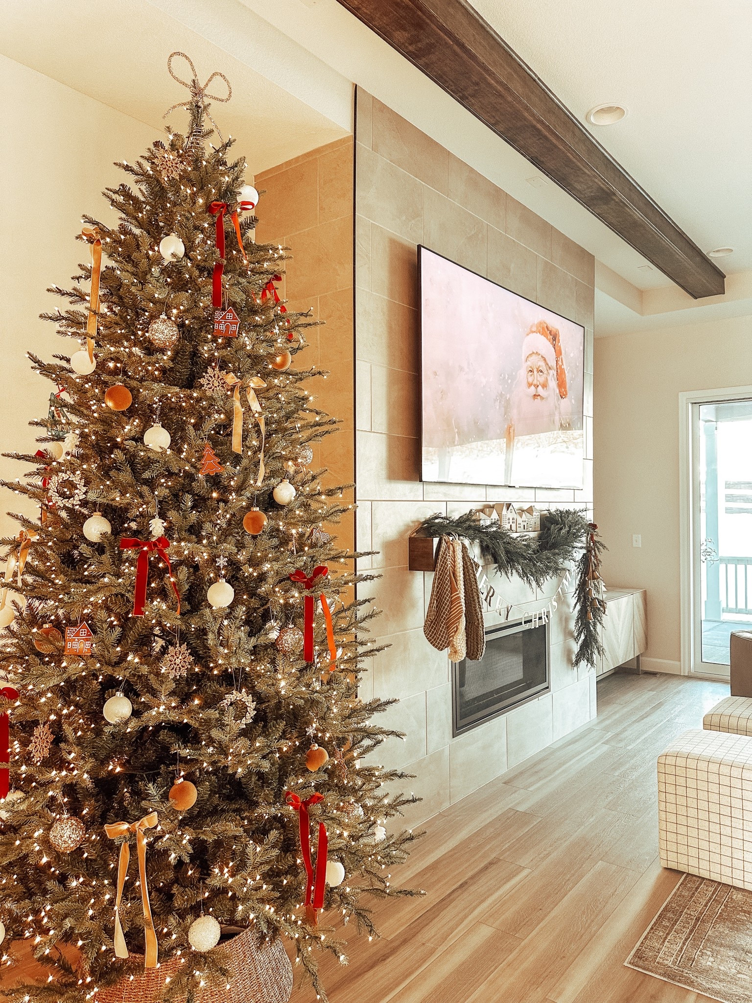 Grand Duchess Twinkling Christmas Tree 🎄

#LTKSeasonal #LTKHoliday #LTKHome