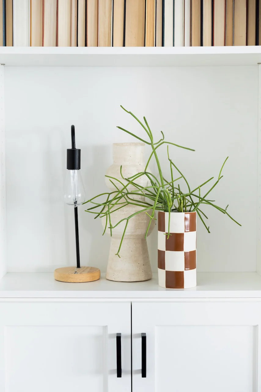 The Enid Checkerboard Vase | Roolee
