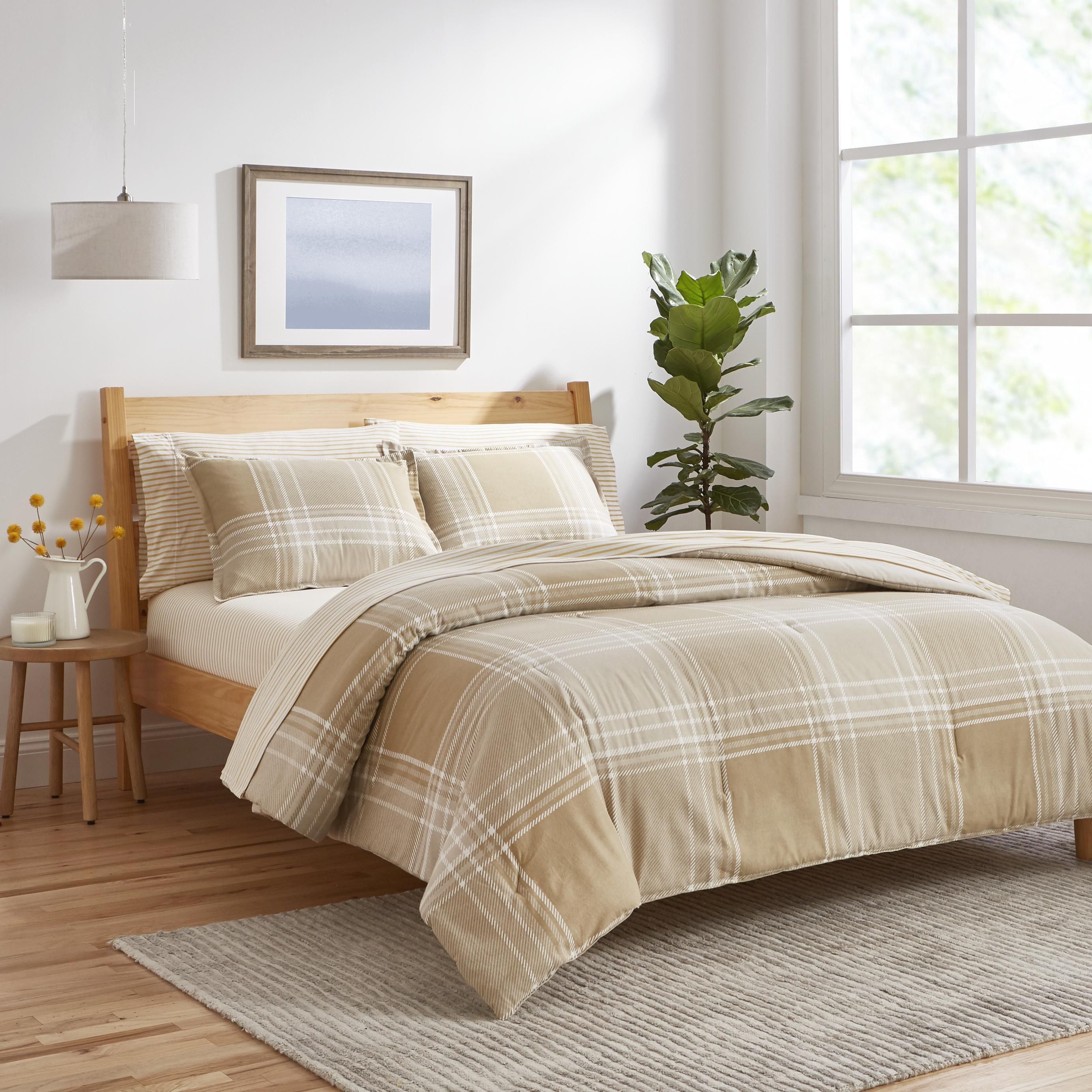 Gap Home Tonal Plaid Flannel Organic Cotton Comforter Set, Full/Queen, Khaki, 3-Pieces - Walmart.... | Walmart (US)