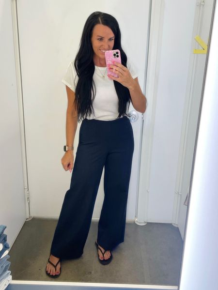 Old Navy Teacher favorite of mine— the pants come in 4 colors! They’re so nice for going back to school! ✏️ 

SIZING:
•The wide leg pants are a pull on style and fit TTS and I’m in a S. They have a good amount of stretch. I’m in the navy.

• workwear • old navy • wide leg pants • teacher outfit #ltkworkwear

#LTKBacktoSchool 

#LTKunder50 #LTKsalealert