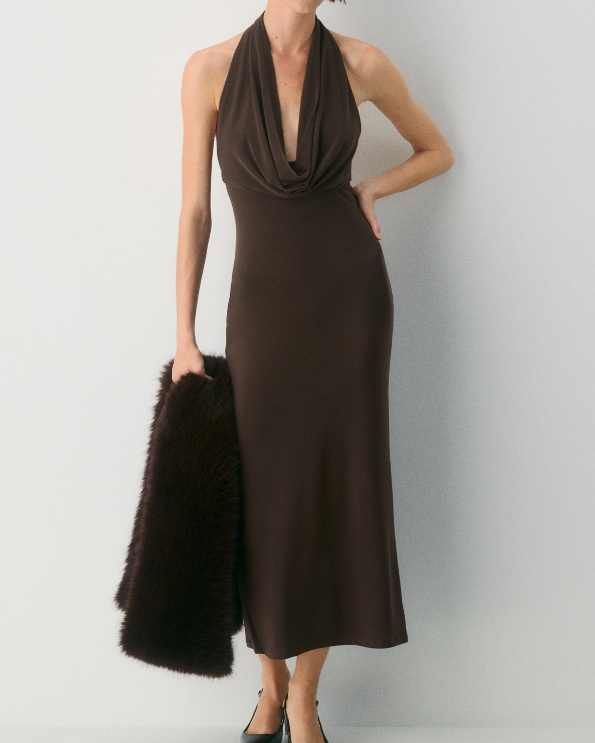 Aritzia halter dress! Loving anything brown right now! Would be perfect for date night, wedding guest, rehearsal dinner, or any dress up event!🤎🤎So classy & chic! On major sale!!! 50% off for their Winter Sale! I linked similar options!

Ordered a medium!

#LTKSaleAlert #LTKWedding #LTKFindsUnder100