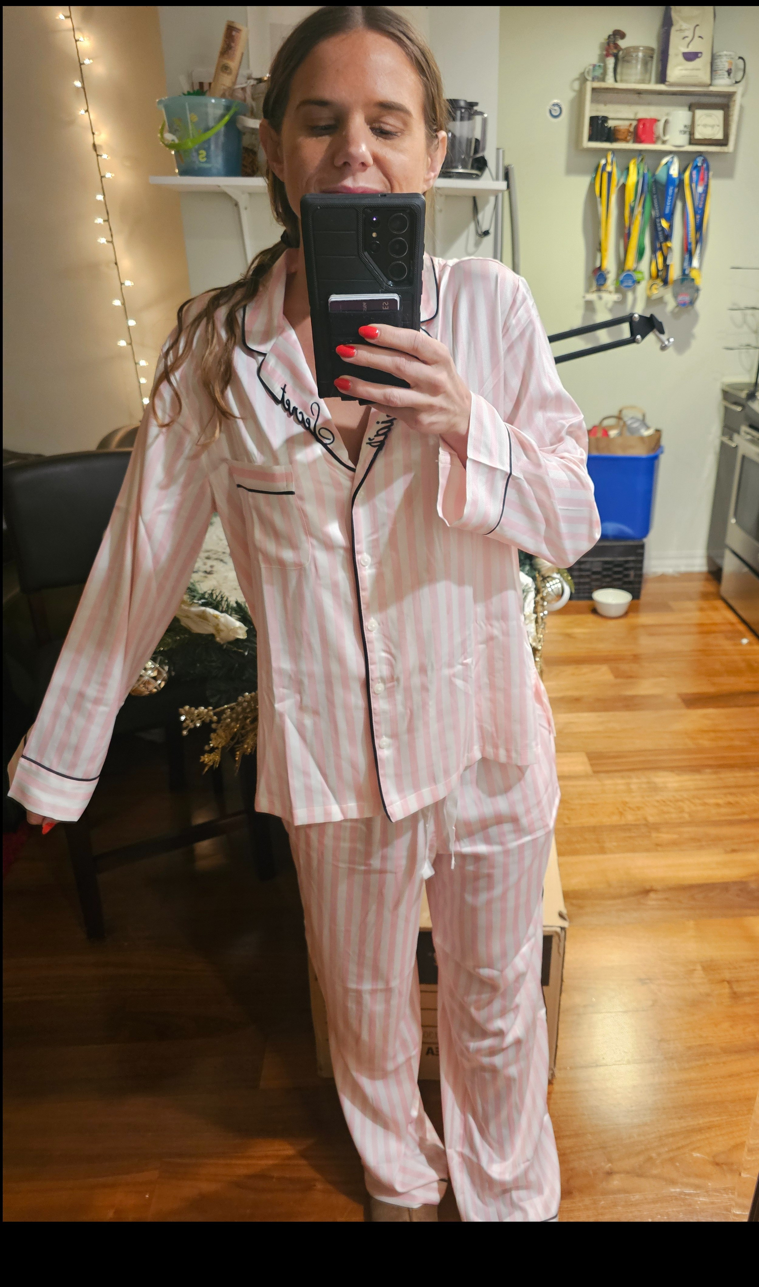 These pajamas were a dream and took me back to the days of limited too silky pajamas. 

#LTKHoliday #LTKGiftGuide #LTKFindsUnder100