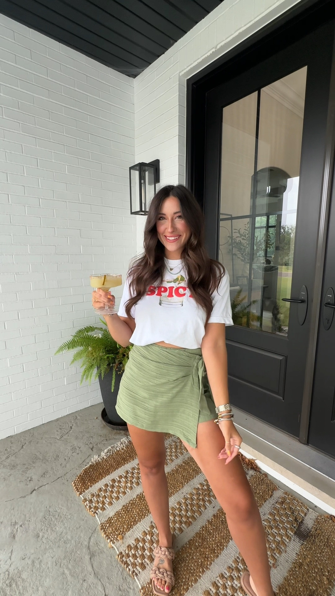 Spicy Marg tee! A fun summer outfit🌶️

#LTKSeasonal #LTKStyleTip #LTKFindsUnder50