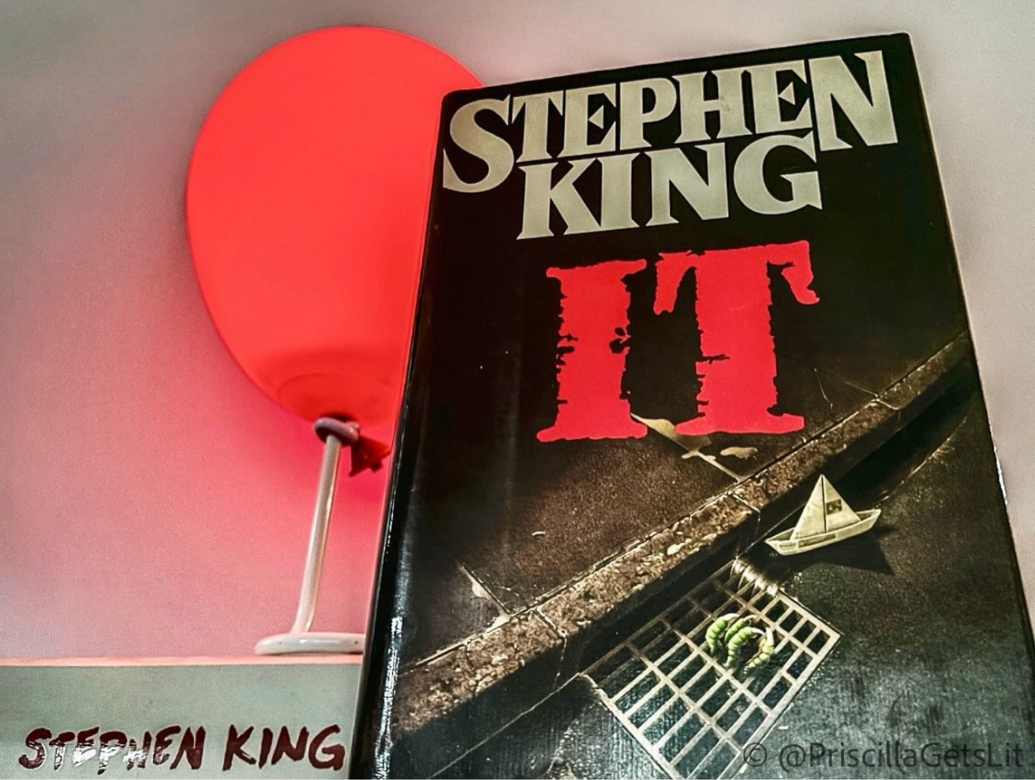 Nothing screams Halloween like Pennywise roaming the streets. 🎈#Books #Bookstagram #Costume 

#LTKHoliday #LTKHome #LTKHalloween