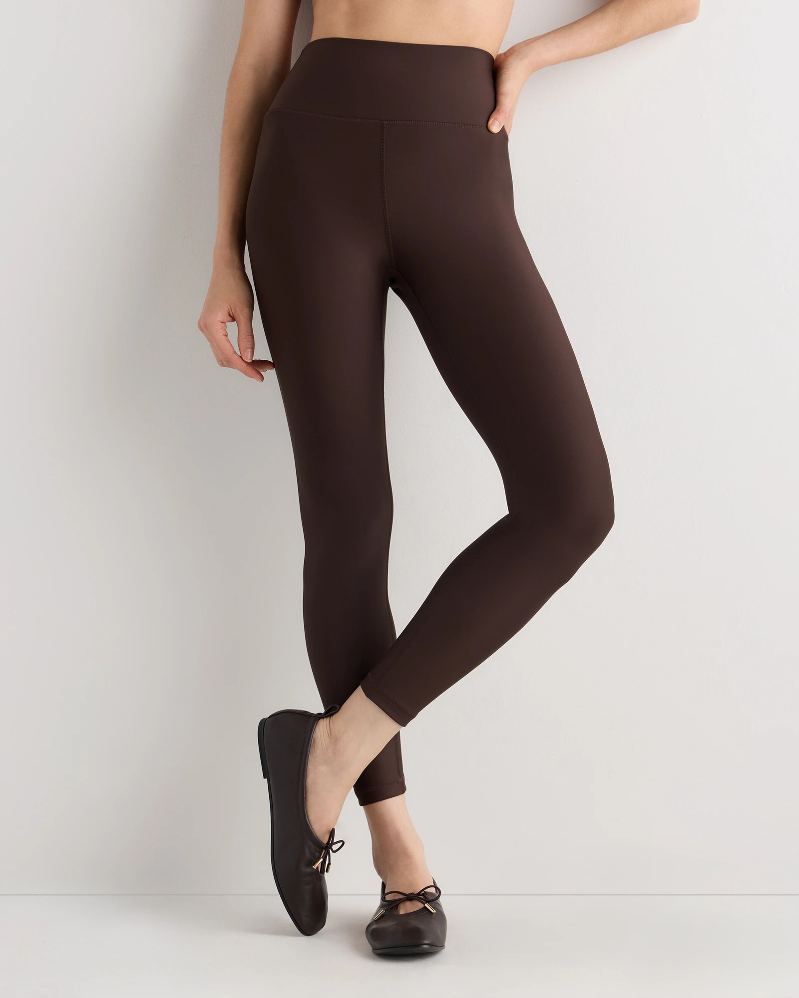 Quince | Women's Satin-Sculpt High-Waisted Legging in Black, Size XS, Polyester | Quince